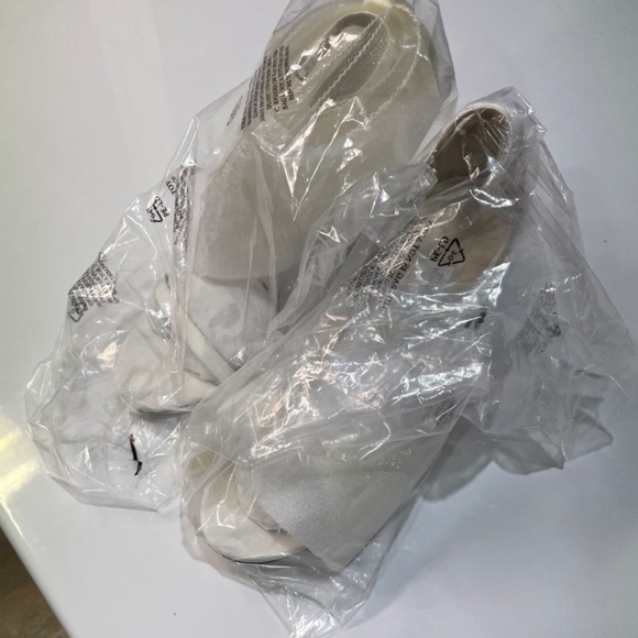 Jimmy Choo Aveline 100 Latte heels - Picture 9 of 9